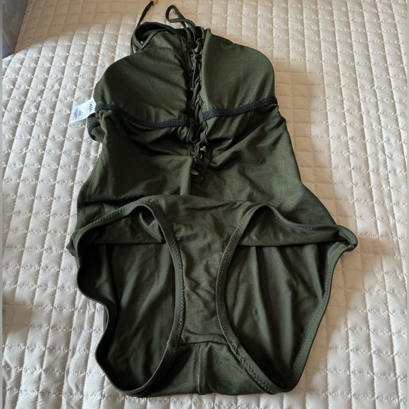 Perfect Swimwear - Picture 5 of 6